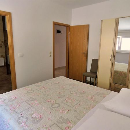 Apartments Zvone Omiš Eksteriør billede