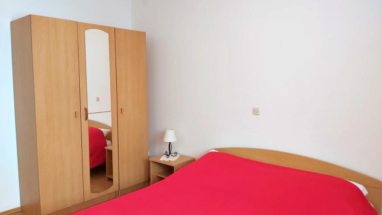 Apartments Zvone Omiš Eksteriør billede
