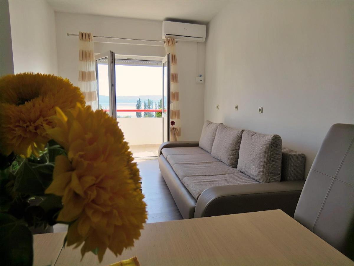 Apartments Zvone Omiš Eksteriør billede