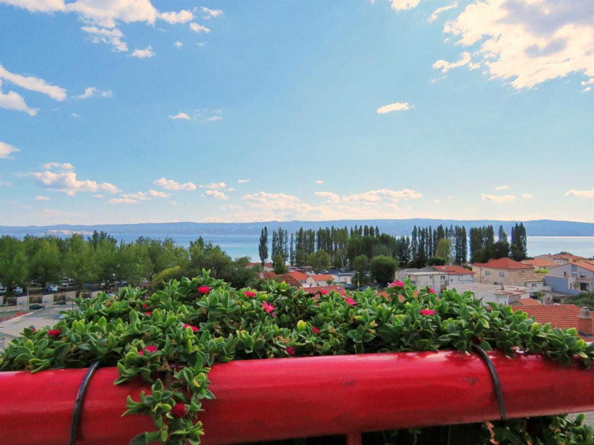 Apartments Zvone Omiš Eksteriør billede